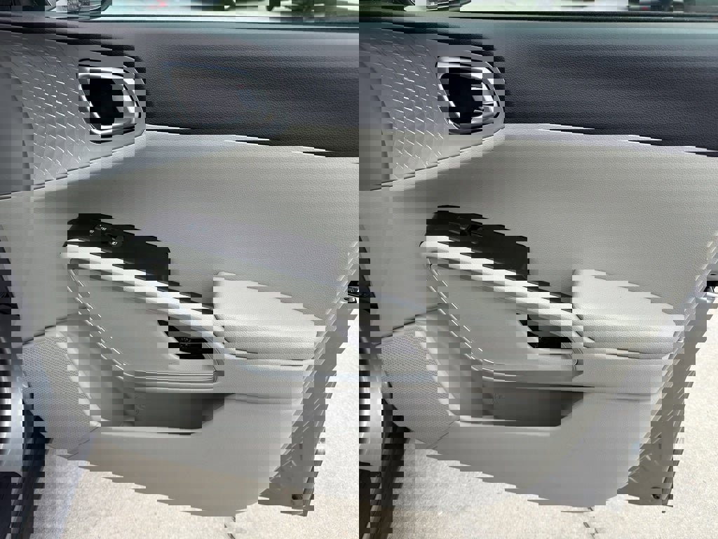 Used 2022 Kia Soul LX image 30