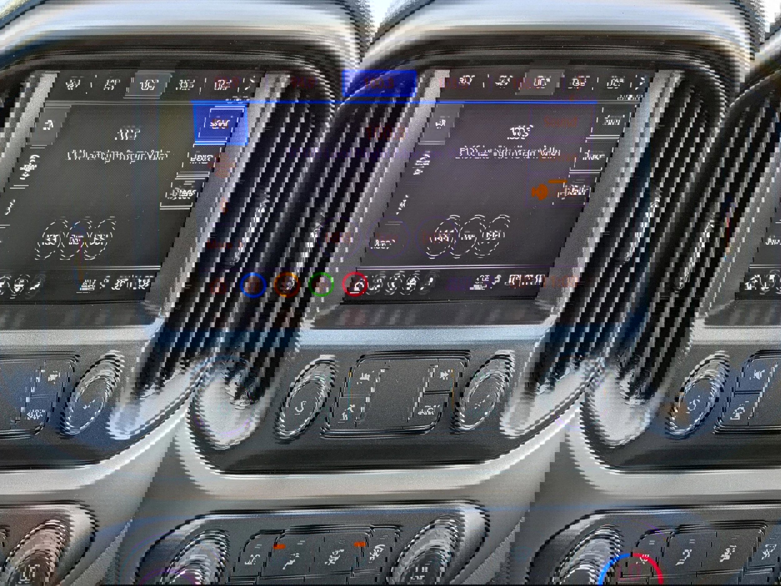 Used 2022 Chevrolet Colorado Z71 w/ Safety Package image 19