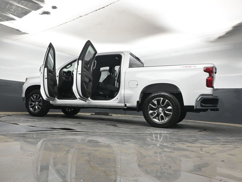 Used 2024 Chevrolet Silverado 1500 LT AWD/4WD image 29