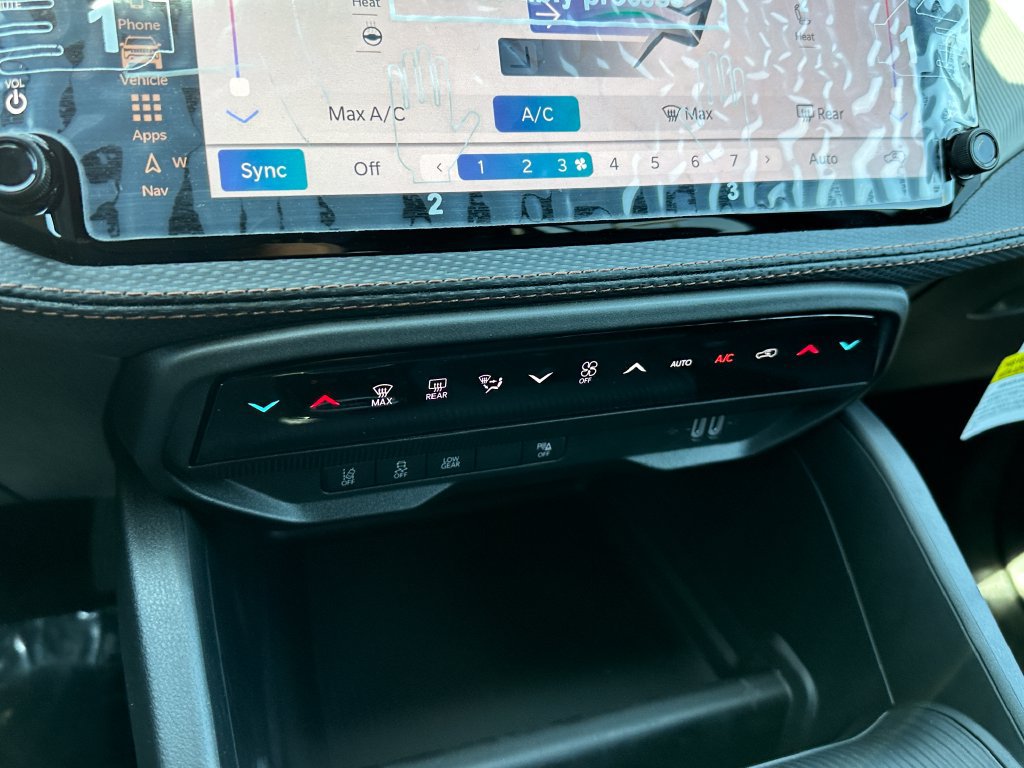 New 2026 Jeep Cherokee Limited AWD/4WD image 25