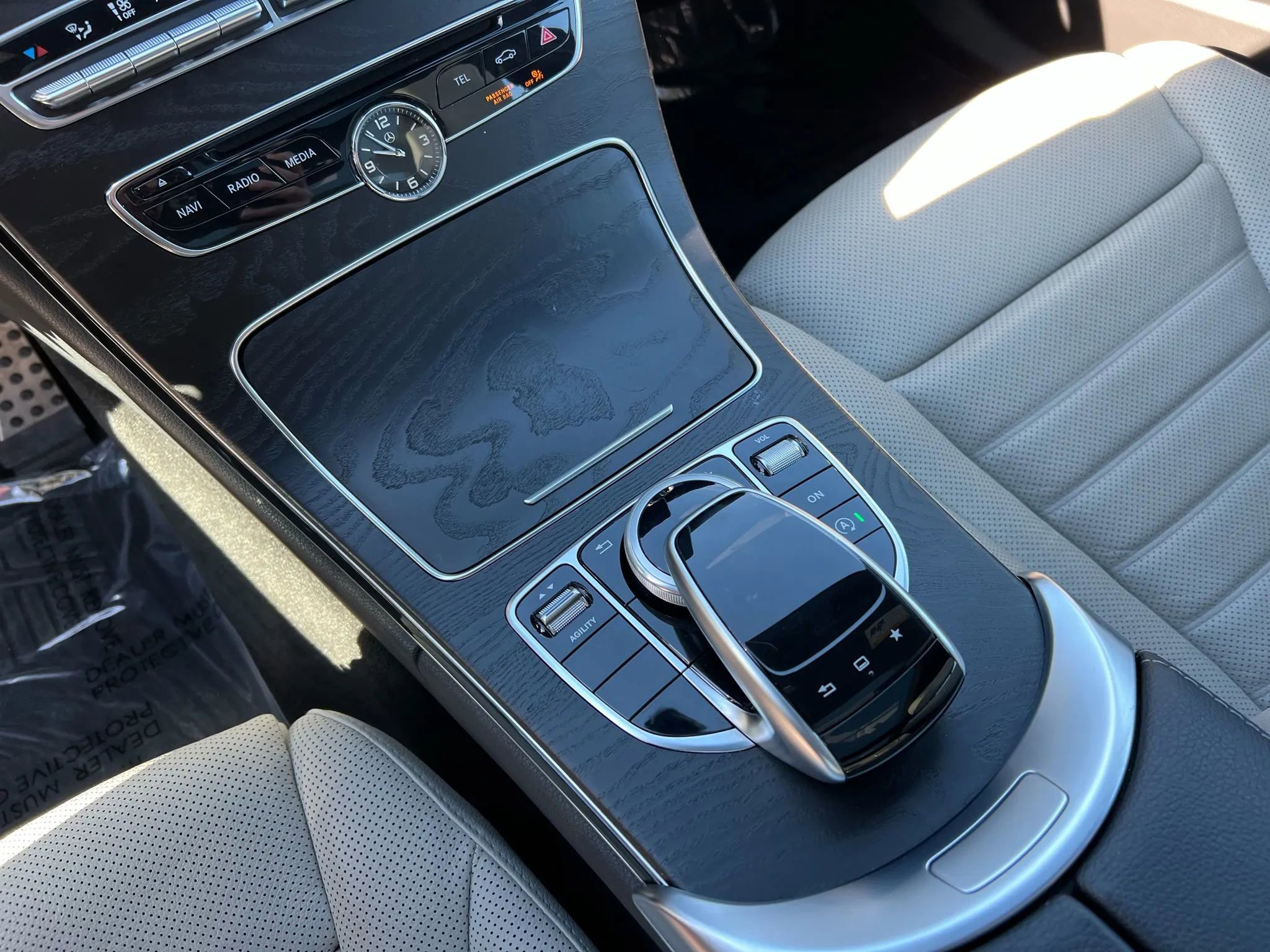 Used 2015 Mercedes-Benz C 300 4MATIC Sedan w/ Multimedia Package image 18