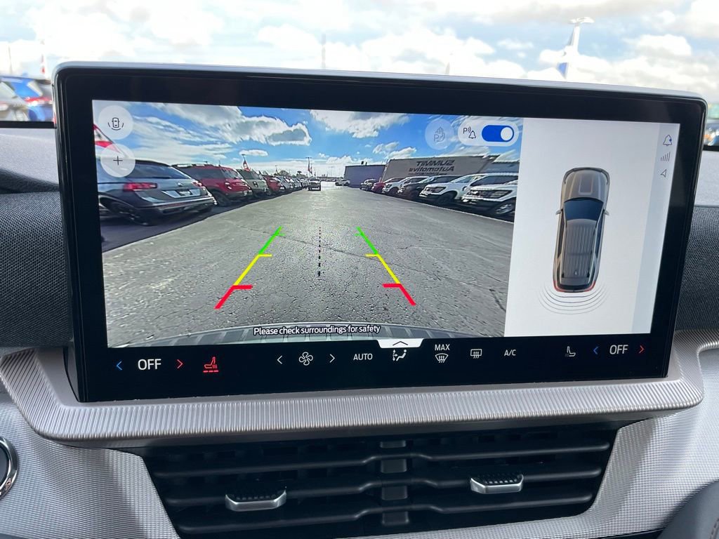 New 2026 Ford Explorer Active image 20