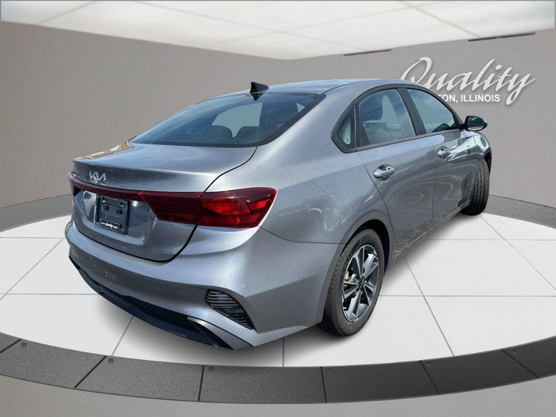 Used 2024 Kia Forte LXS FWD image 4