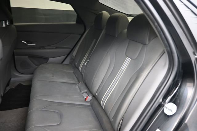 Used 2023 Hyundai Elantra SEL w/ Convenience Package FWD image 23