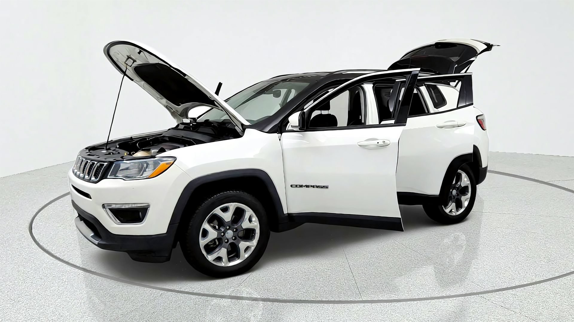 Used 2019 Jeep Compass Limited AWD/4WD image 9