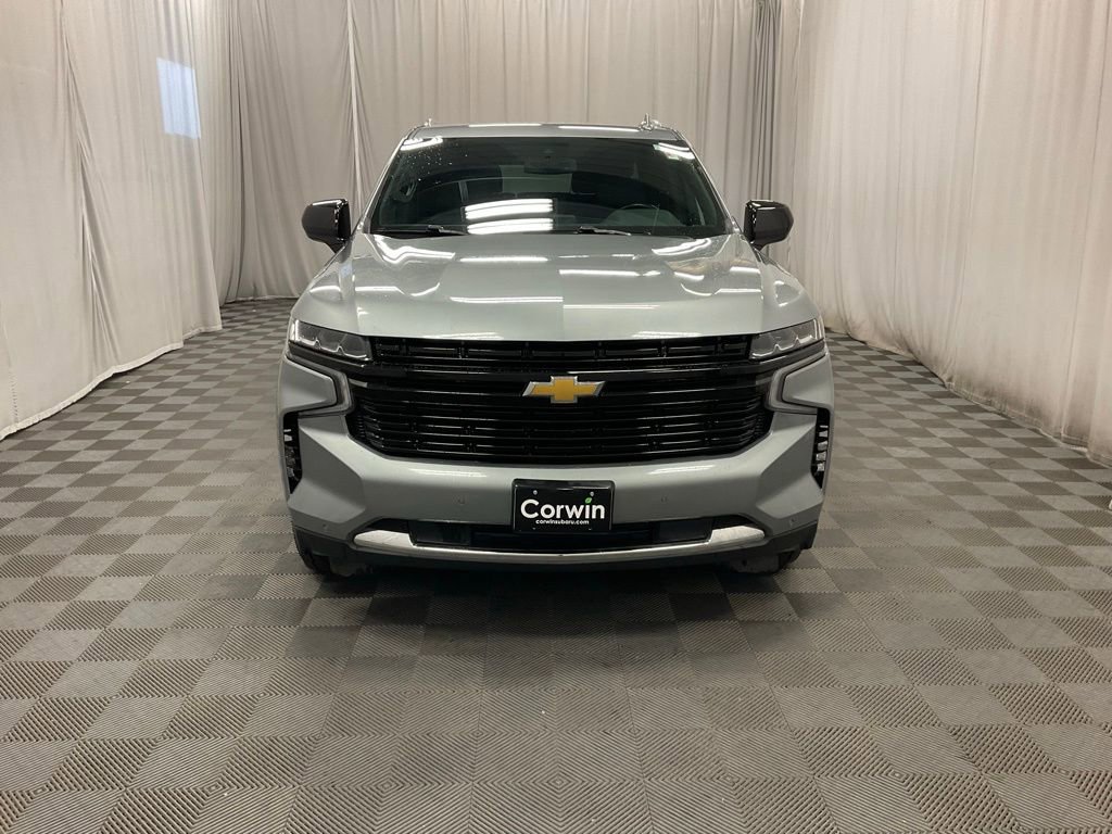 Used 2024 Chevrolet Suburban LT AWD/4WD image 13