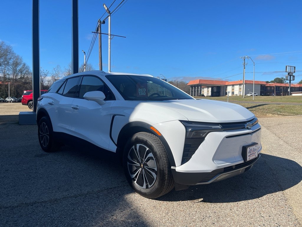 New 2025 Chevrolet Blazer EV LT image 12