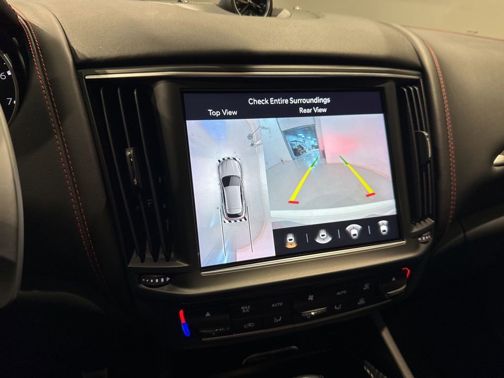 Used 2021 Maserati Levante GranSport image 25