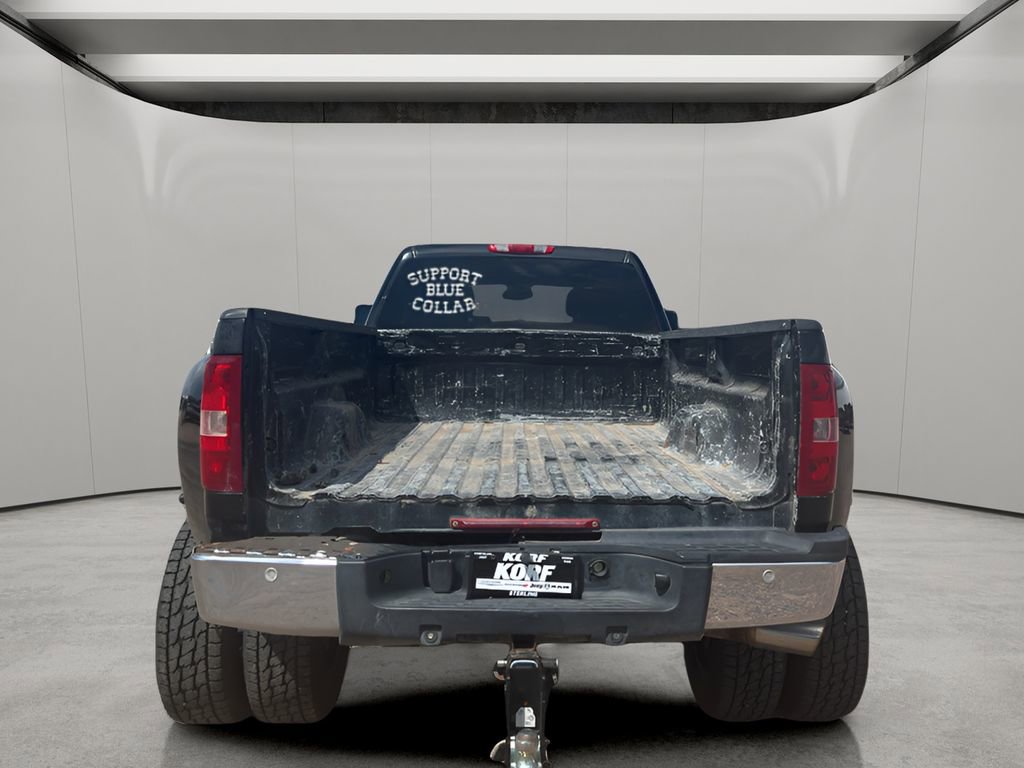 Used 2008 GMC Sierra 3500 SLT w/ Convenience Package AWD/4WD image 6