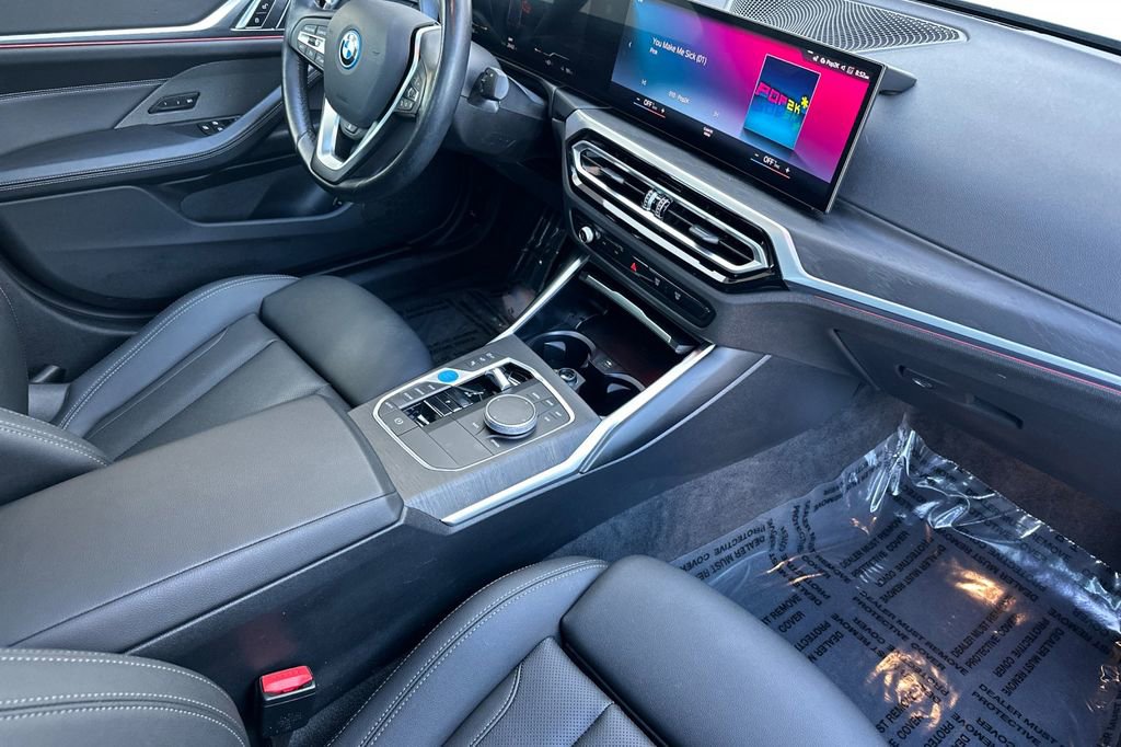 Used 2023 BMW i4 eDrive35 w/ Premium Package image 16