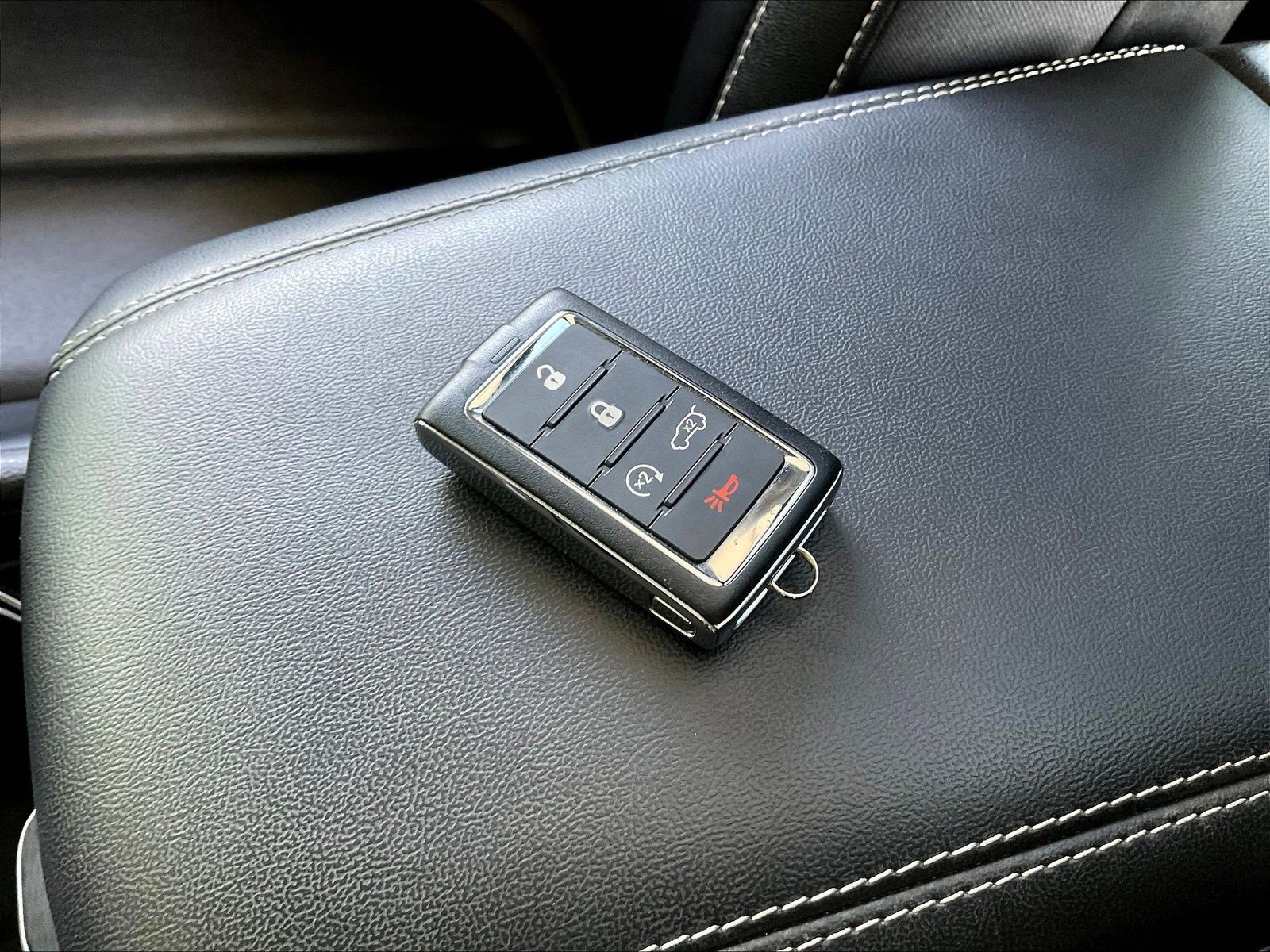 Used 2024 Jeep Grand Cherokee L Limited AWD/4WD image 35