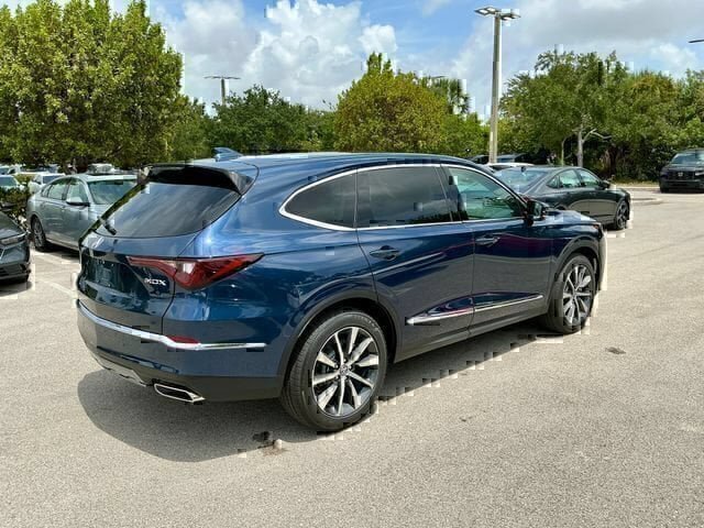 New 2026 Acura MDX w/ Technology Package FWD image 6