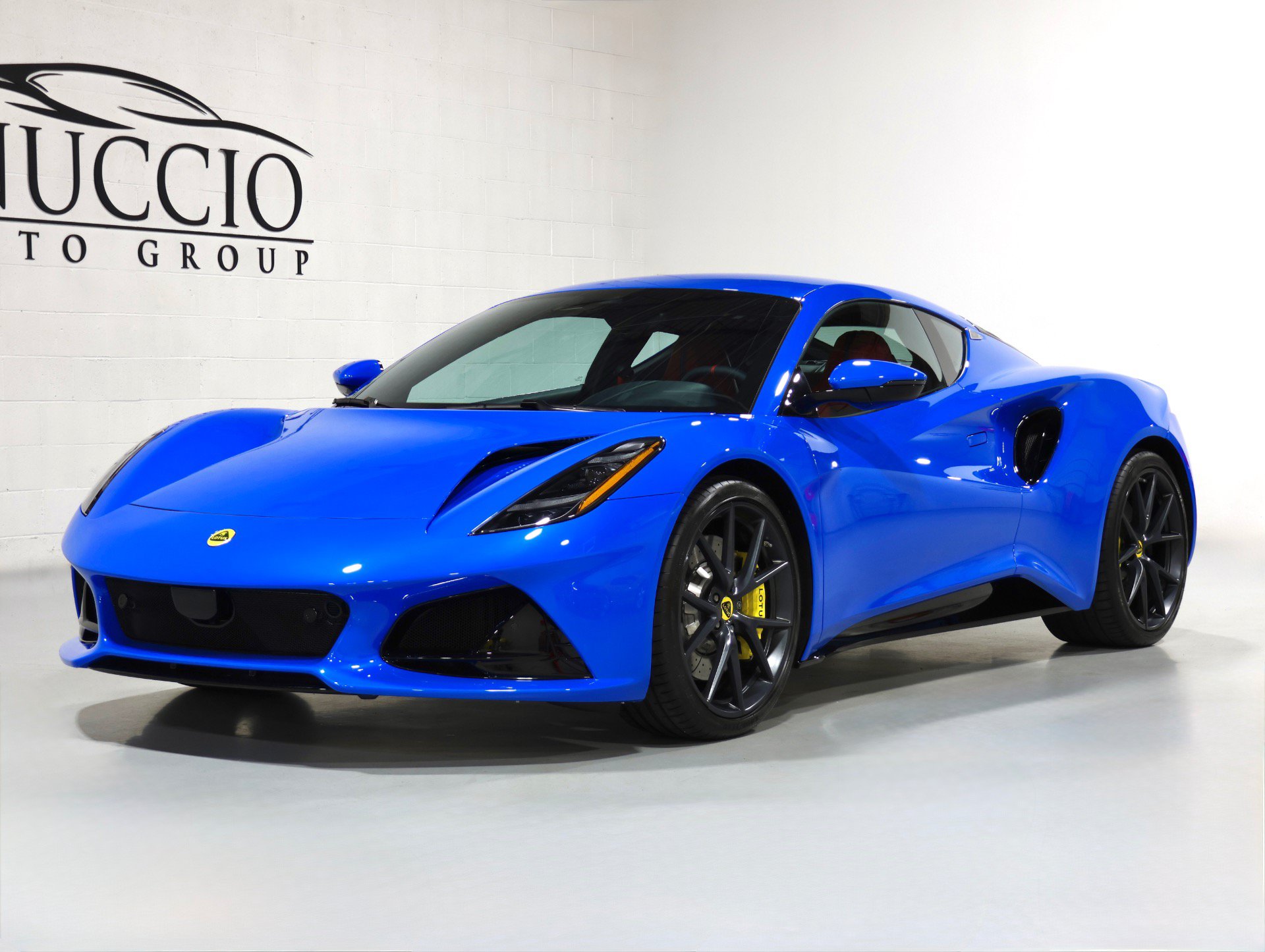 Used 2026 Lotus Emira RWD image 27