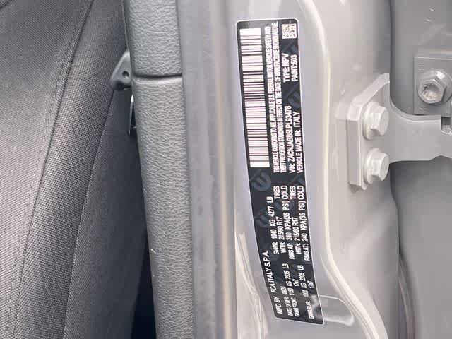 Used 2020 Jeep Renegade Latitude FWD image 22