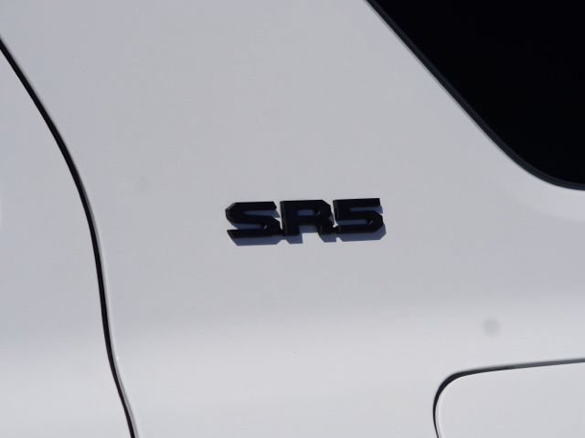 Used 2025 Toyota 4Runner SR5 AWD/4WD image 8