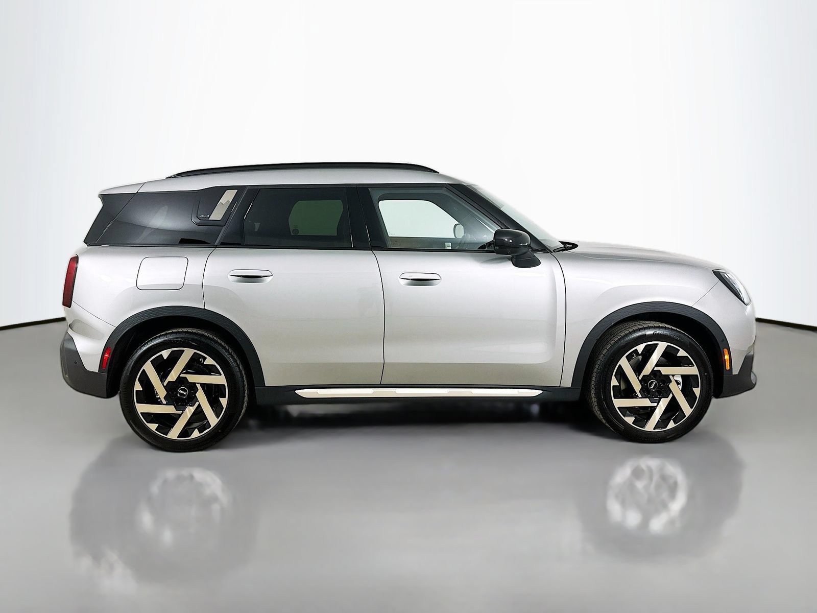 New 2027 MINI Cooper Countryman S w/ Comfort Package Max AWD/4WD image 4