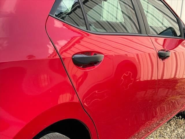 Used 2015 Toyota Corolla LE FWD image 17