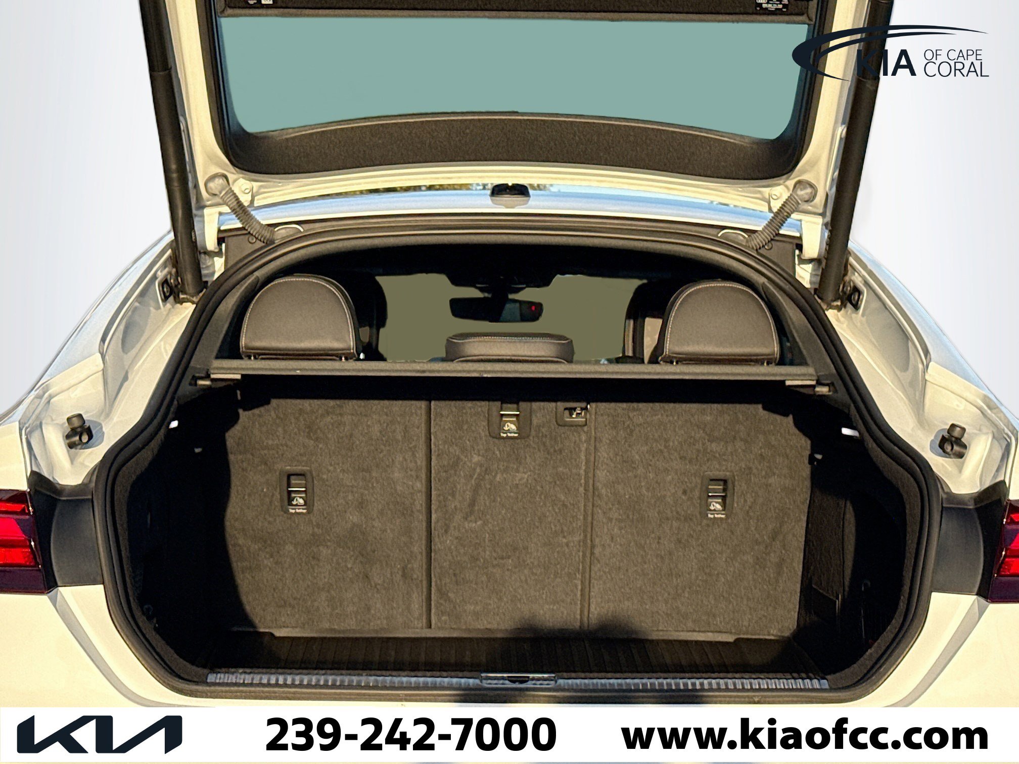 Used 2022 Audi A5 2.0T Premium image 12