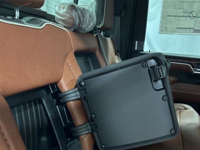 New 2025 GMC Sierra 2500 Denali Ultimate w/ Max Trailering Package image 19