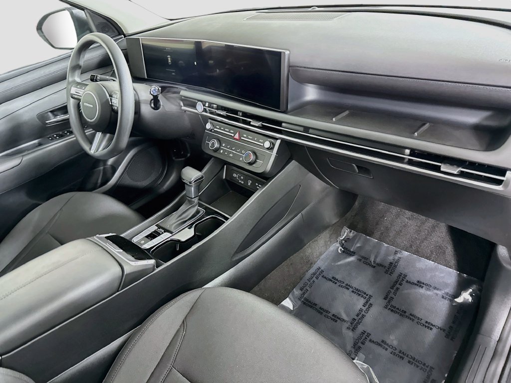 Certified 2025 Hyundai Tucson SE FWD image 32