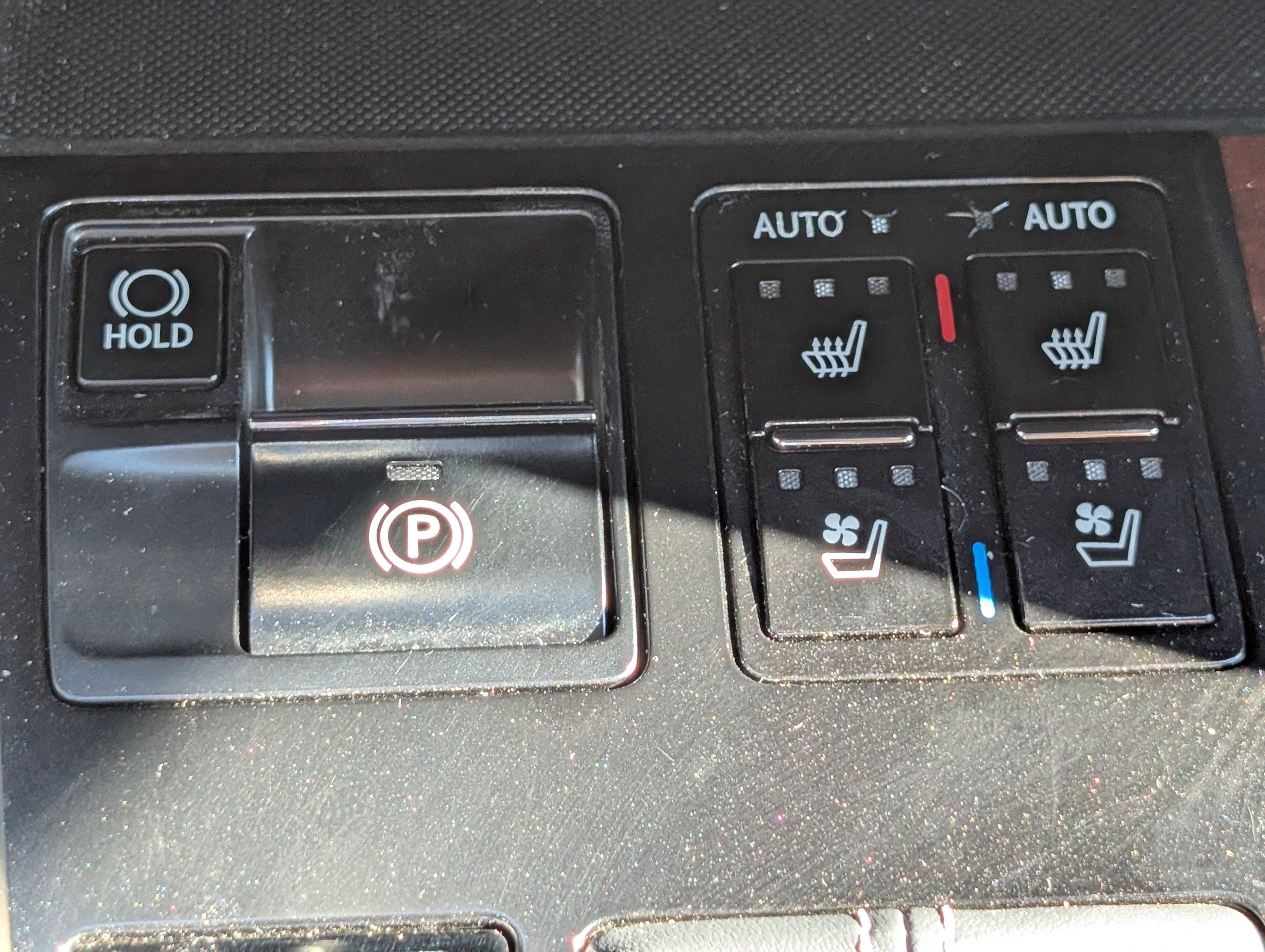 Used 2020 Lexus RX 450h AWD w/ Premium Package image 28