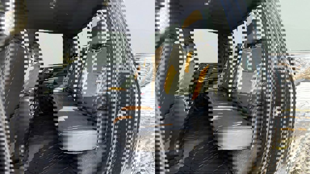 Used 2022 Chevrolet Silverado 2500 LTZ w/ Carhartt Edition image 17