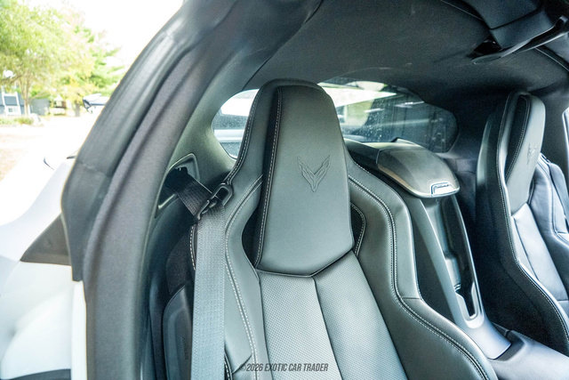 Used 2025 Chevrolet Corvette Stingray Preferred Cpe w/ Z51 Performance Package RWD image 54