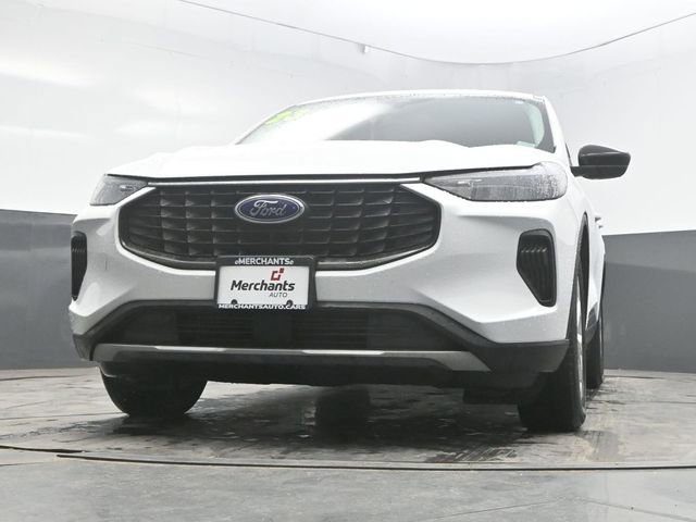 Used 2023 Ford Escape Active w/ Tech Pack #1 FWD image 32