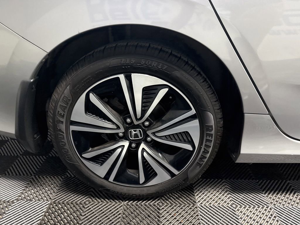 Used 2018 Honda Civic EX-T image 5