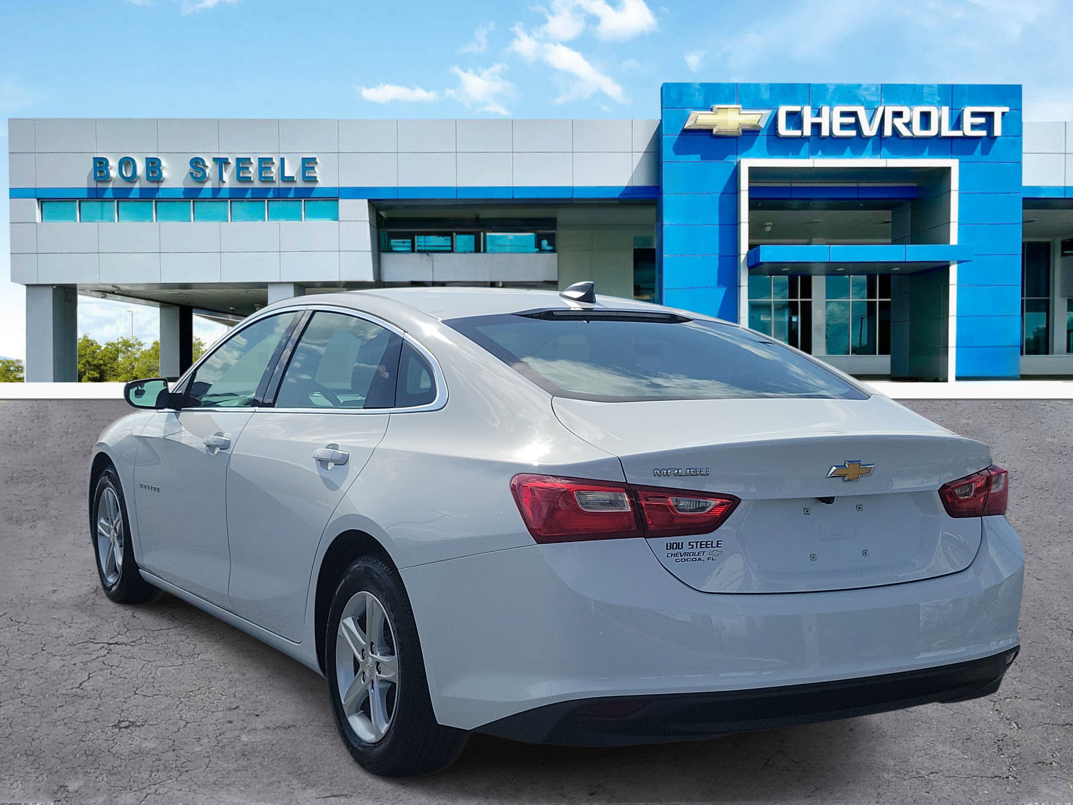 Used 2023 Chevrolet Malibu LS FWD image 4