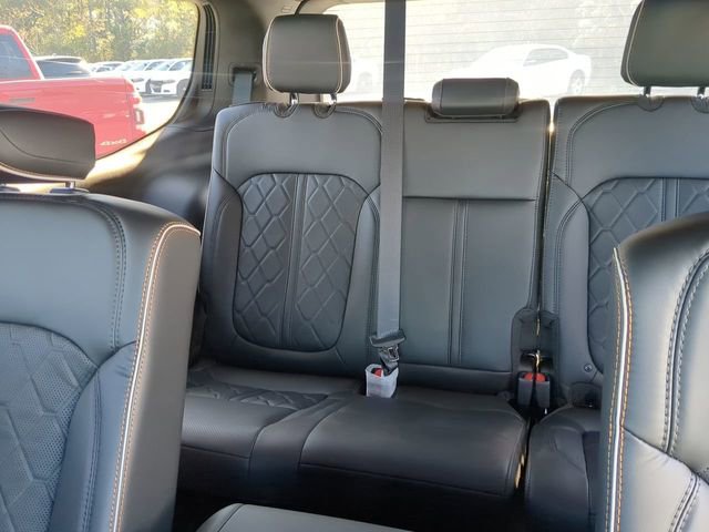 New 2024 Jeep Grand Wagoneer Series III image 33