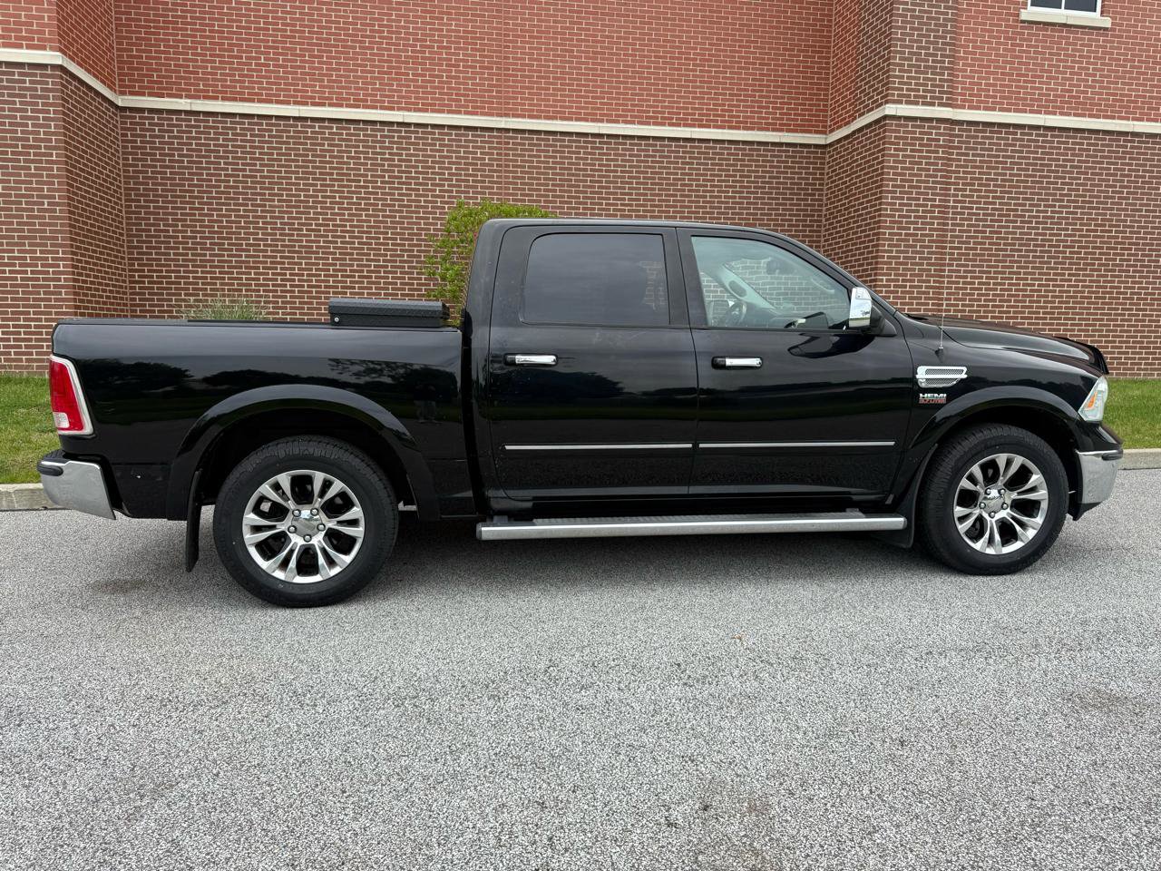 Used 2014 RAM 1500 Laramie Longhorn w/ Convenience Group AWD/4WD image 17
