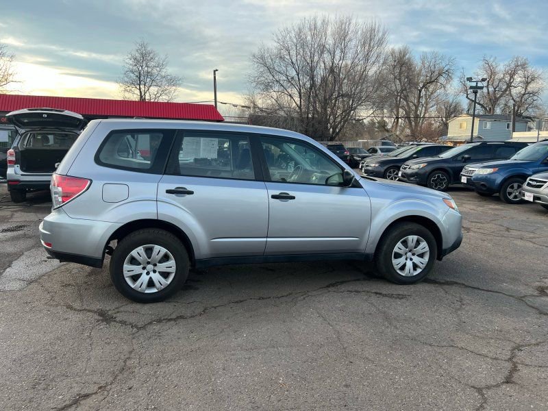 Used 2013 Subaru Forester 2.5X image 5