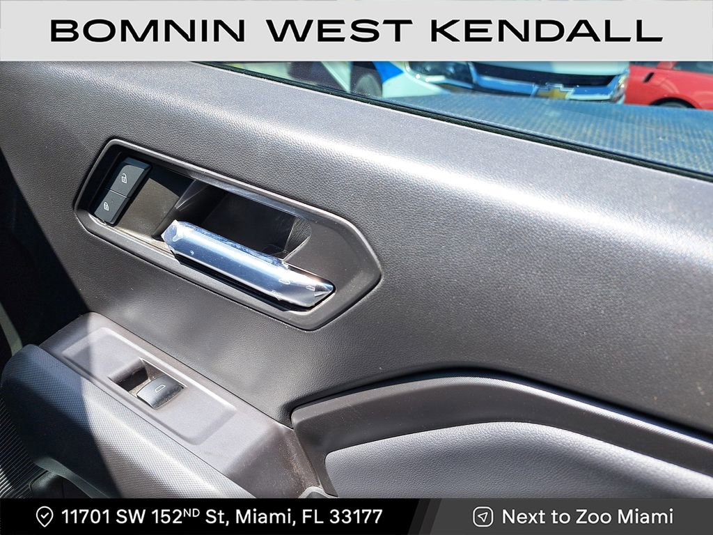 Used 2024 Chevrolet Colorado LT w/ LT Convenience Package image 12