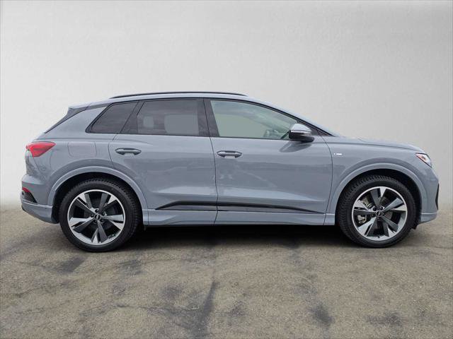 Used 2024 Audi Q4 e-tron Prestige w/ Black Optic Package AWD/4WD image 2