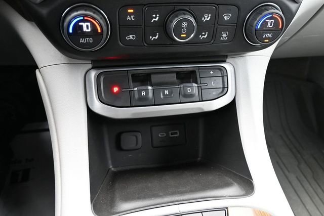 Used 2021 GMC Acadia SLE w/ Driver Convenience Package FWD image 44