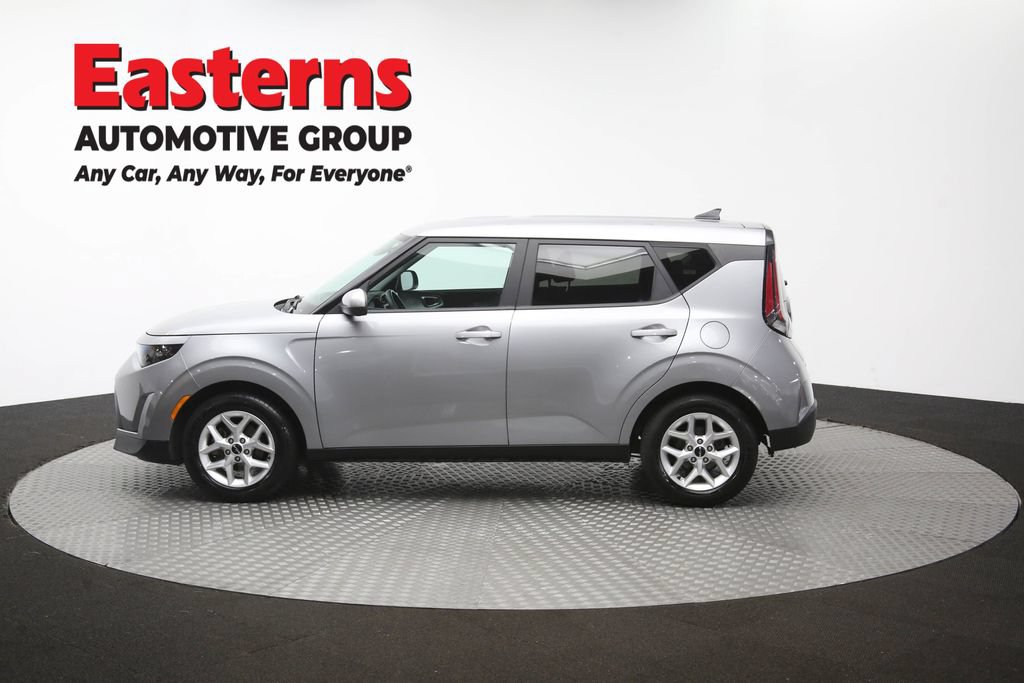 Used 2023 Kia Soul LX w/ Option Group 015 FWD image 60