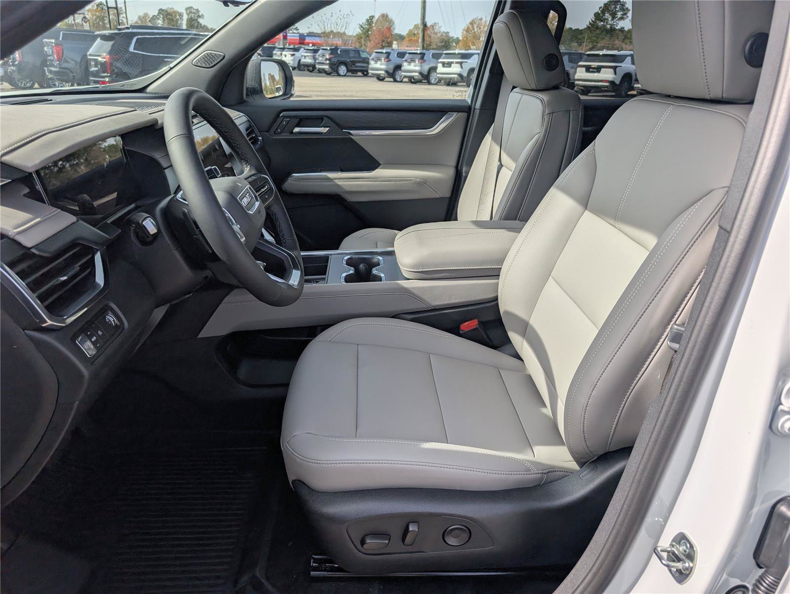 New 2026 GMC Acadia Elevation w/ Elevation Premium Package FWD image 10