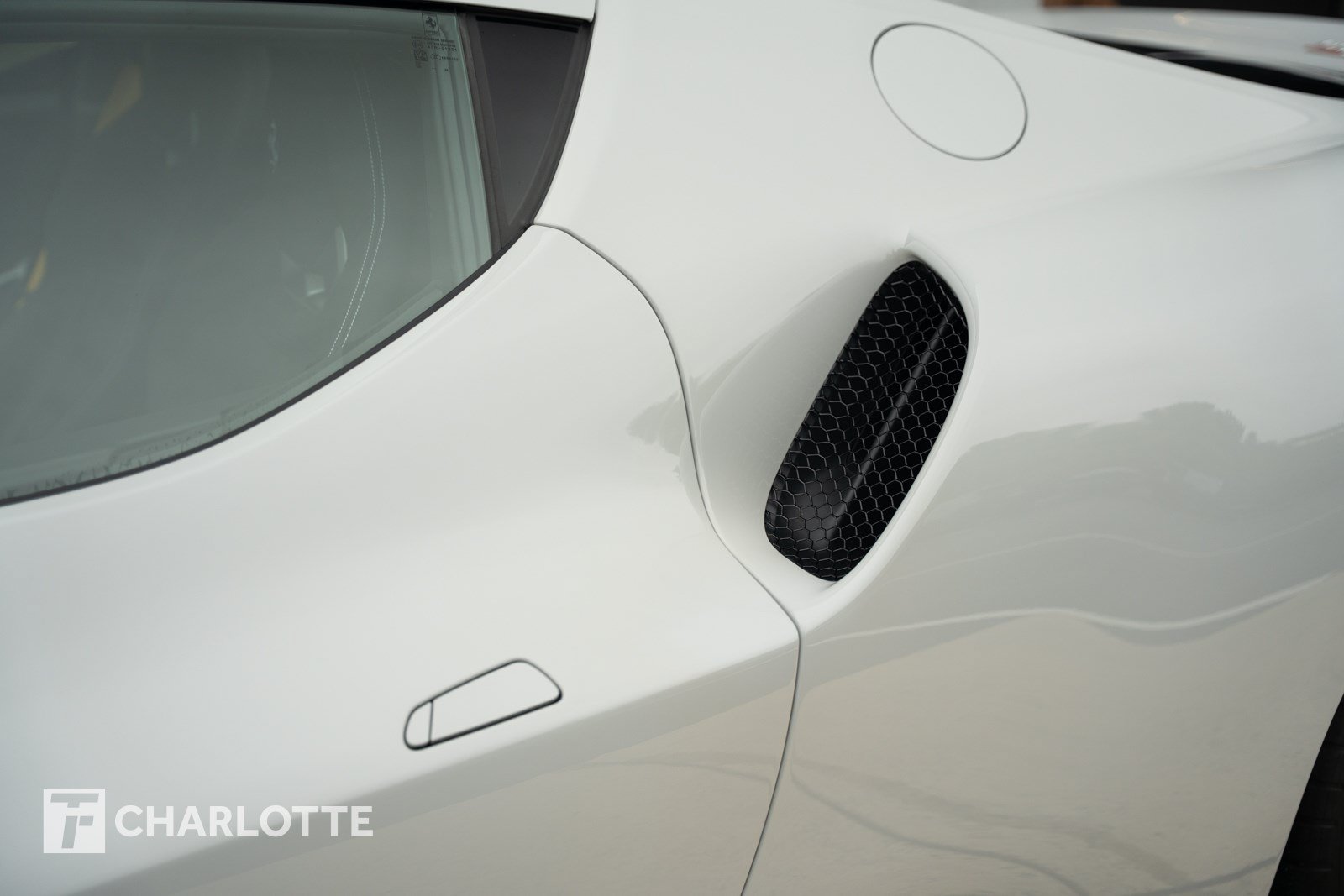 Used 2024 Ferrari 296 GTB RWD image 13