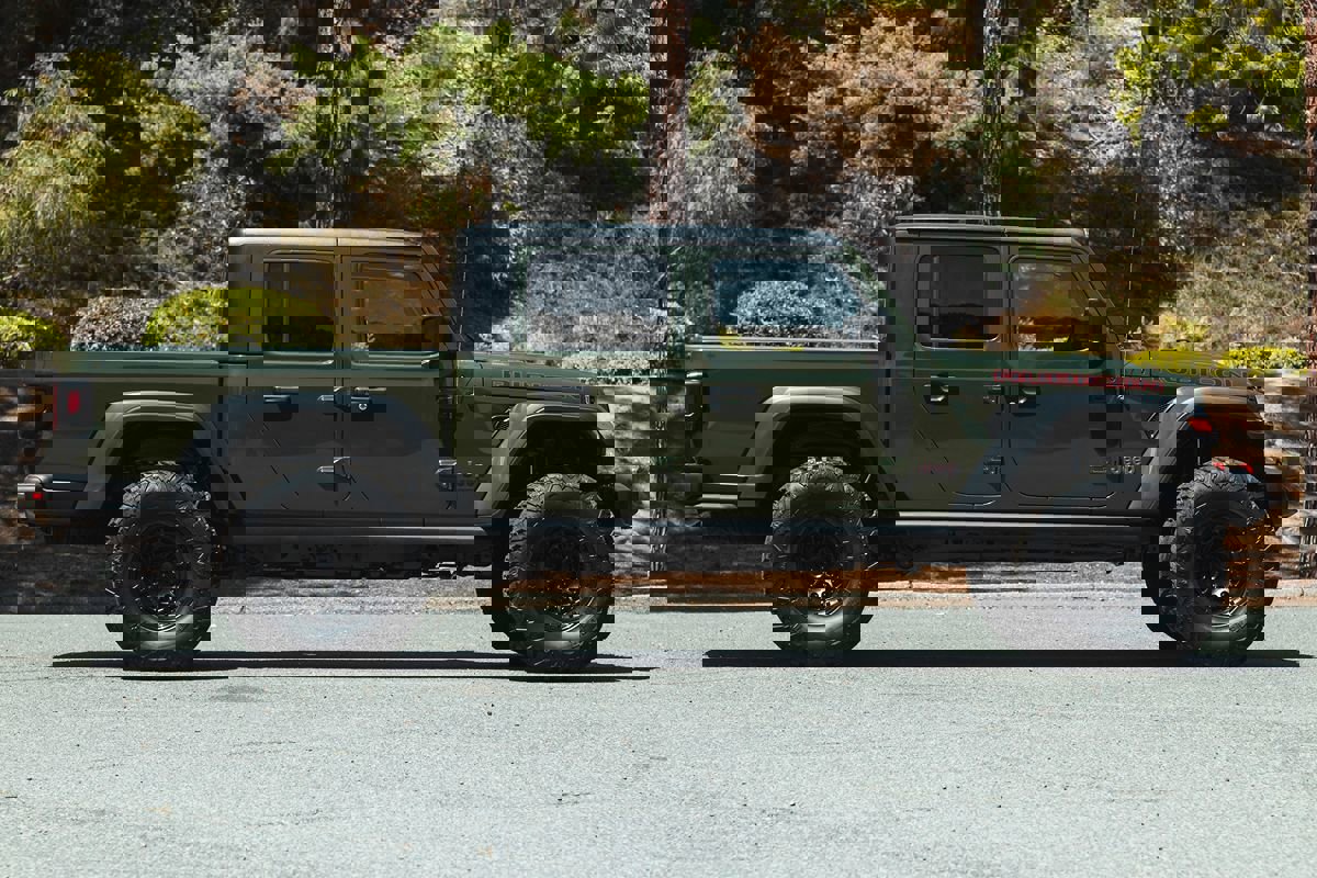 Used 2023 Jeep Gladiator Rubicon image 14