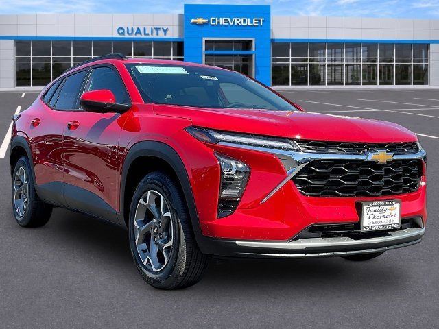 New 2026 Chevrolet Trax LT w/ Driver Confidence Package FWD image 1