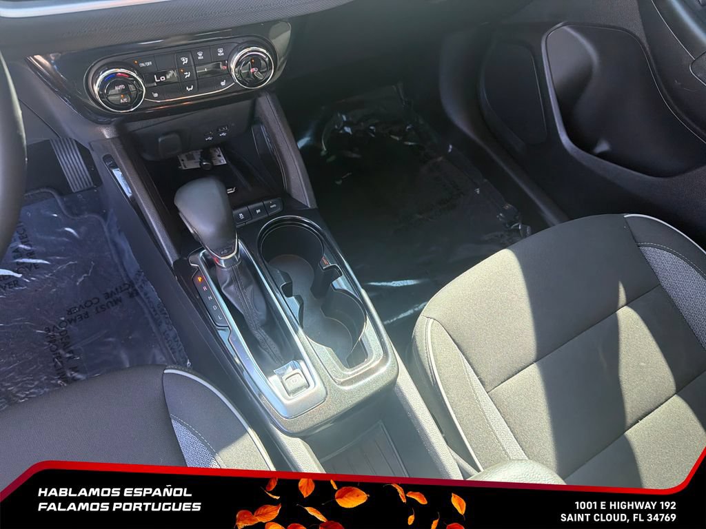 Used 2024 Chevrolet TrailBlazer LT w/ Convenience Package AWD/4WD image 22