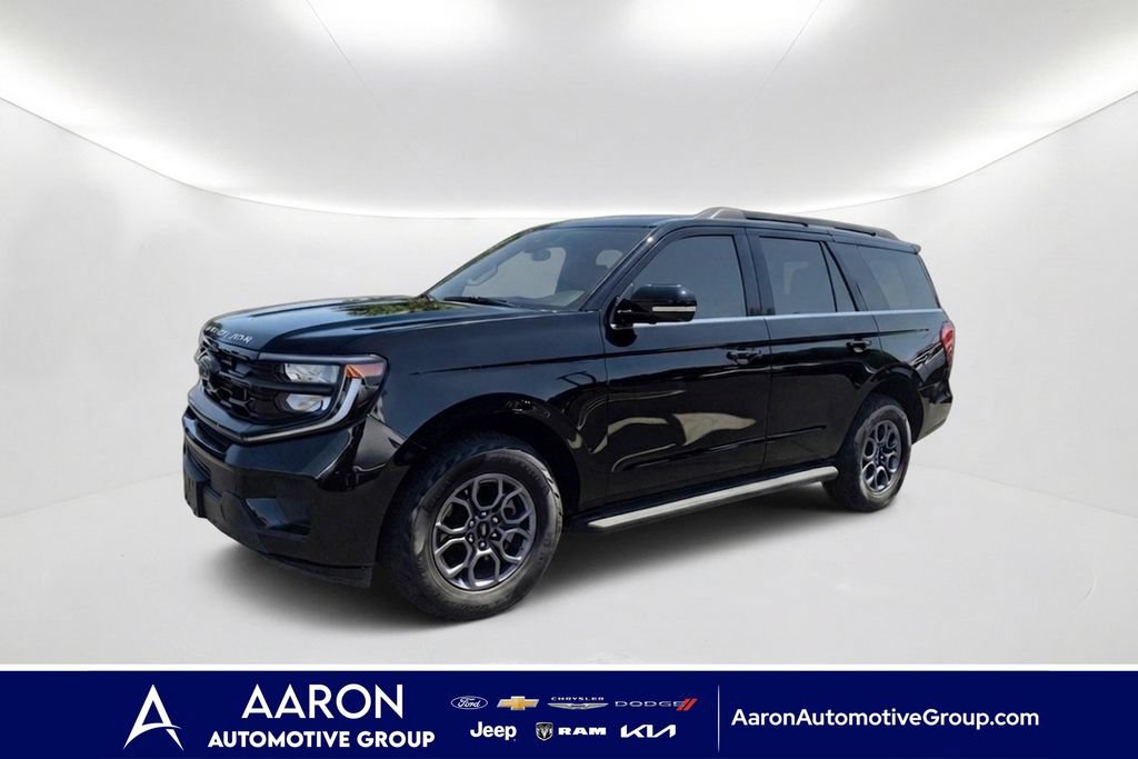 Used 2025 Ford Expedition Active AWD/4WD image 1