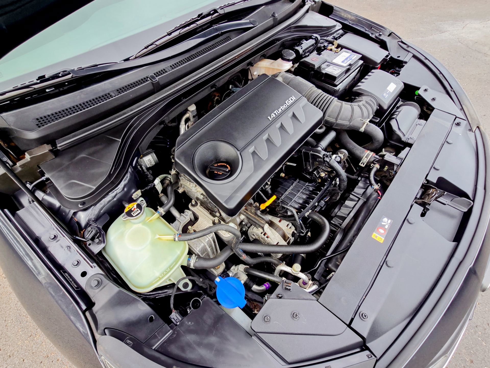 Used 2020 Hyundai Elantra ECO w/ Cargo Package (C1) image 32