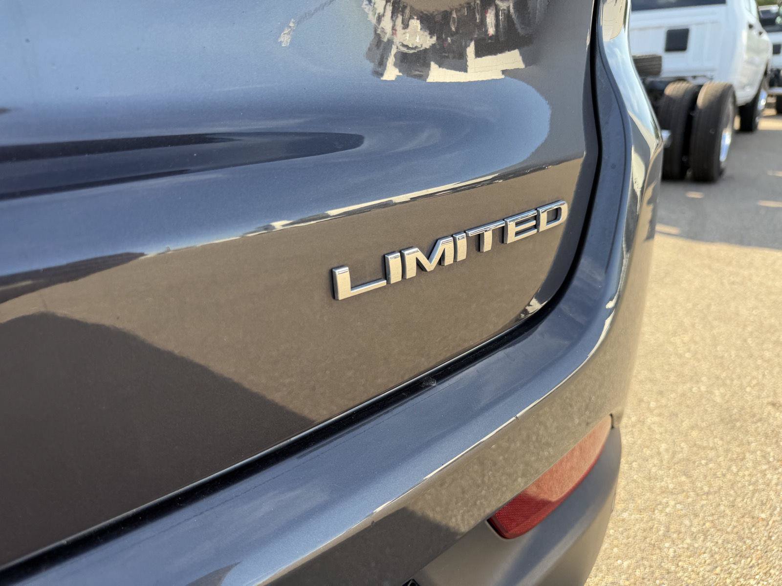 Used 2024 Jeep Compass Limited AWD/4WD image 25