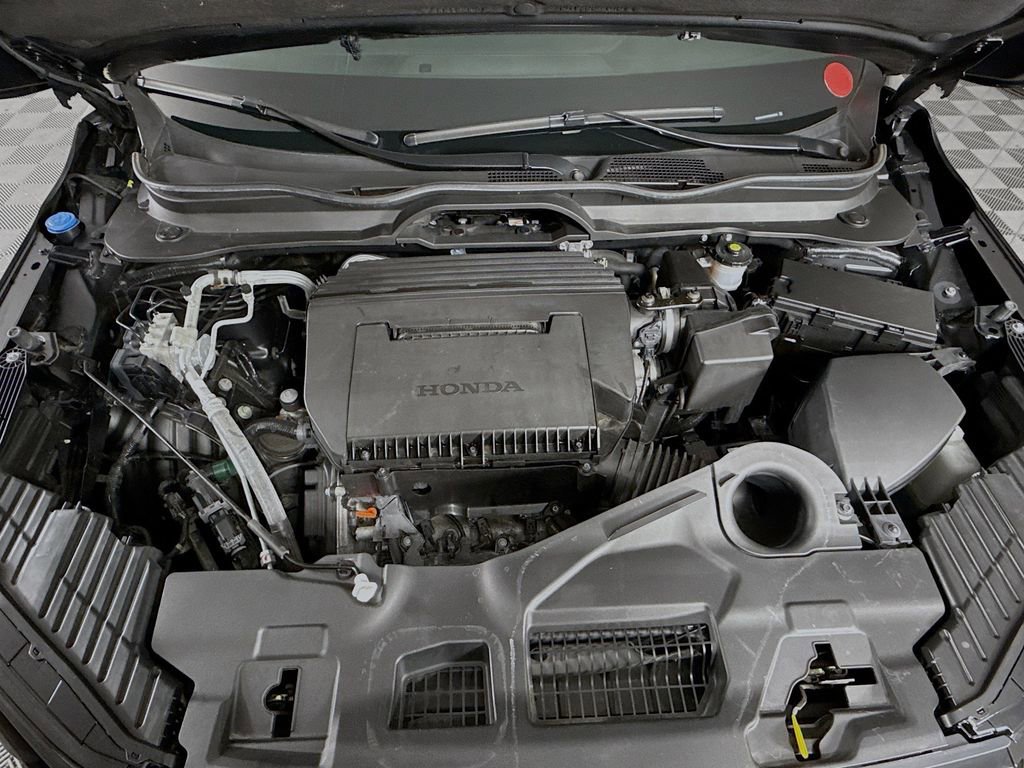 Certified 2023 Honda Pilot Sport image 26