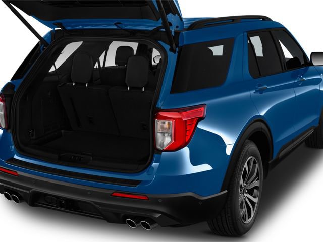 Used 2022 Ford Explorer ST w/ Equipment Group 401A image 7
