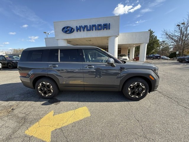 New 2026 Hyundai Santa Fe SE image 2