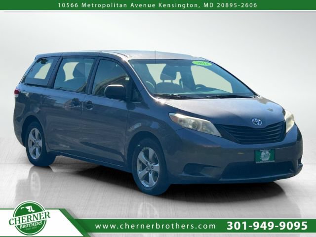 Used 2013 Toyota Sienna L w/ Towing Pkg