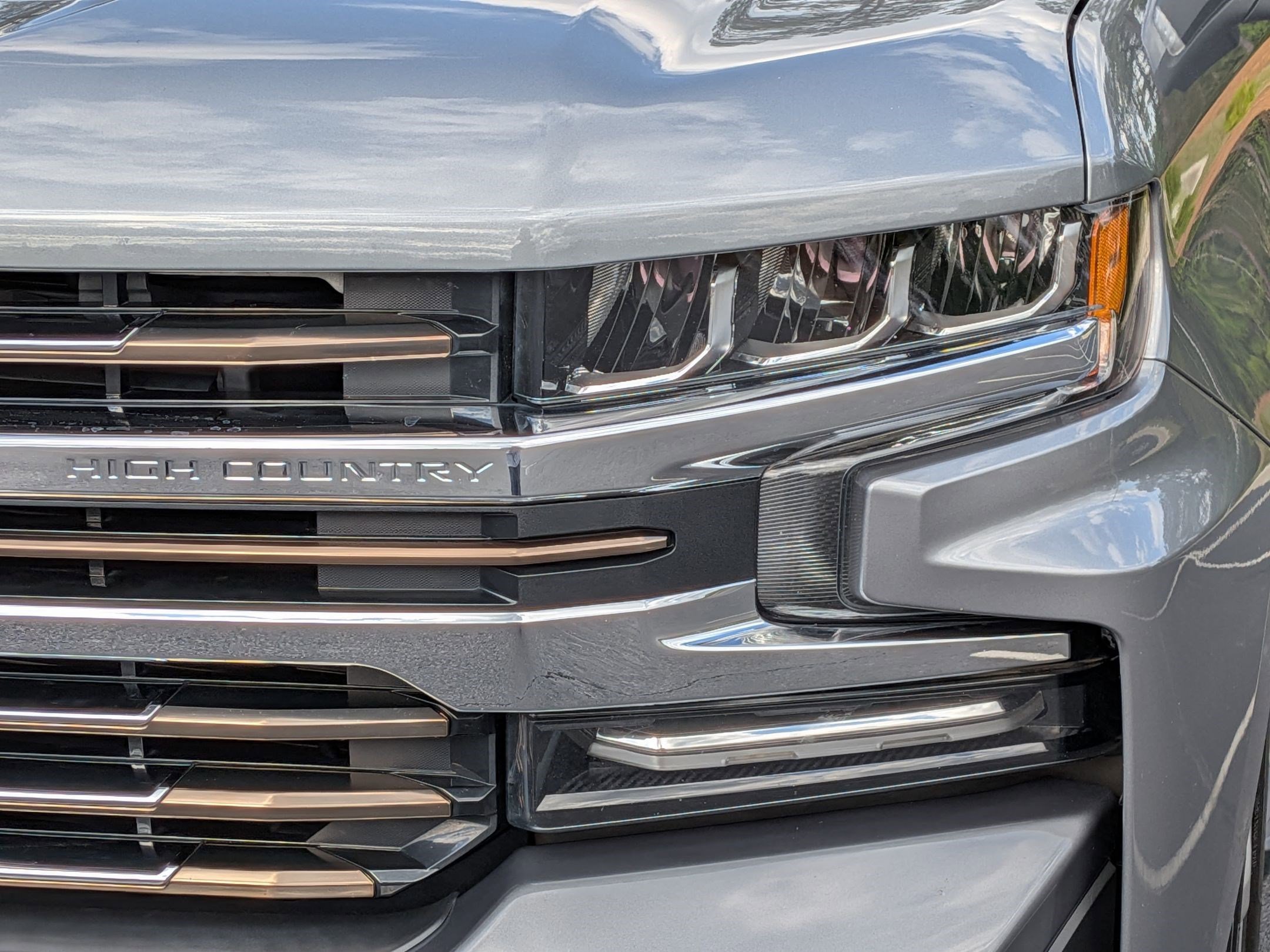 Used 2020 Chevrolet Silverado 1500 High Country w/ Technology Package AWD/4WD image 6